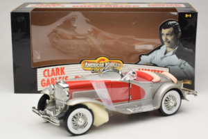 Duesenberg SJ Clark Gable's Car Plata Rojo ERTL 1:18 7962 Metal - imagen 6 de 6