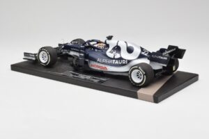 AlphaTauri AT02 #22 Y. Tsunoda Bahrain GP 2021 Minichamps 1:18 117210122 Metal - imagen 5 de 6