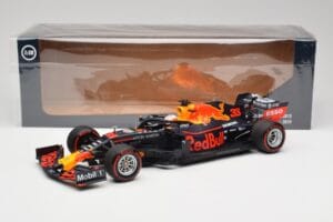Aston Martin Red Bull Racing RB15 #33 M. Verstappen F1 2019 Minichamps 1:18 110190033 Metal - imagen 7 de 7