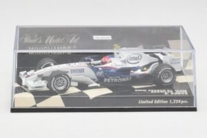 BMW Sauber F1.08 #4 R. Kubica Showcar 2008 Minichamps 1:43 400080084 Metal - imagen 5 de 5