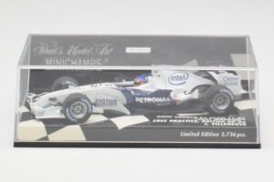 BMW Sauber F1.06 J. Villeneuve Wedding Edition F1 2006 Minichamps 1:43 400060117 Metal - imagen 4 de 5