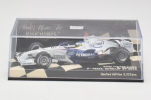 BMW Sauber F1.06 #10 N. Heidfeld Hungarian GP 3rd Place 2006 Minichamps 1:43 400060116 Metal - imagen 5 de 5