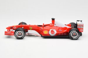 Ferrari F2003-GA F1 Constructors World Champions 2003 Hot Wheels 1:18 G3764 Metal - imagen 3 de 7