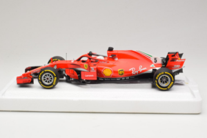 Ferrari SF71-H #5 S. Vettel Australian GP Winner 2018 BBR 1:18 BBR181805 Metal - imagen 3 de 7