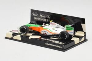 Force India Mercedes VJM02 #21 G. Fisichella Showcar 2009 Minichamps 1:43 400090091 Metal - imagen 3 de 5