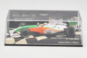 Force India Mercedes VJM02 #21 G. Fisichella Showcar 2009 Minichamps 1:43 400090091 Metal - imagen 5 de 5