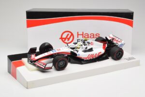 Haas VF-22 #47 M. Schumacher Bahrain GP 2022 Minichamps 1:18 147220147 Metal - imagen 7 de 7