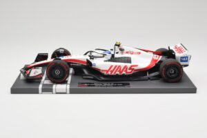 Haas VF-22 #47 M. Schumacher Brazilian GP 2022 Minichamps 1:18 117222147 Resina