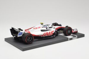 Haas VF-22 #47 M. Schumacher British GP 2022 Minichamps 1:18 117221047 Resina - imagen 3 de 7