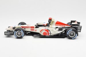 Honda Racing Team RA106 #11 R. Barrichello F1 2006 Minichamps 1:18 100060011 Metal - imagen 3 de 6