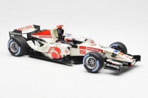 Honda Racing Team RA106 #11 R. Barrichello F1 2006 Minichamps 1:18 100060011 Metal - imagen 4 de 6