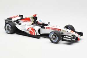Honda RA106 Honda Racing Team R. Barrichello F1 Showcar 2006 Minichamps 1:18 08MF1-06B-CRB18 Metal - imagen 4 de 6