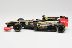 Lotus Renault GP R31 #10 B. Senna F1 2011 Minichamps 1:18 150110079-C1 Metal - imagen 3 de 7