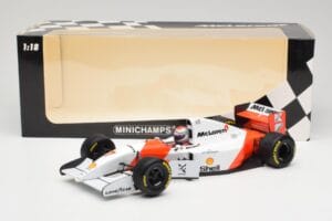 McLaren Ford MP4/8 #7 M. Andretti European GP 1993 Minichamps 1:18 530931827 Resina - imagen 6 de 7