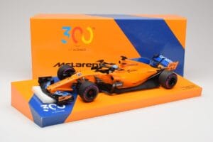 McLaren MCL33 #14 F. Alonso Canadian Grand Prix 300th Start 2018 Minichamps 1:18 533184014 Metal - imagen 6 de 6