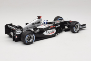 McLaren MP4/19 Mercedes D. Coulthard F1 2004 Minichamps 1:18 530041805 Metal - imagen 2 de 7