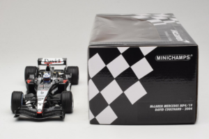 McLaren MP4/19 Mercedes D. Coulthard F1 2004 Minichamps 1:18 530041805 Metal - imagen 6 de 7