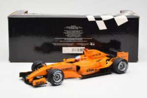 McLaren MP4-20 Mercedes G. Paffett Interim Test Car 2006 Minichamps 1:18 530061895 Metal - imagen 6 de 6