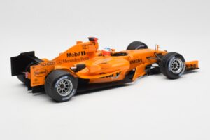 McLaren Mercedes MP4-20 G. Paffett F1 Test Car 2006 Minichamps 1:18 B66962342 Metal - imagen 2 de 6
