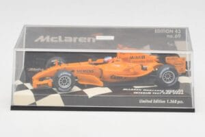 McLaren Mercedes MP4-20 G. Paffett Test Car 2006 Minichamps 1:43 530064395 Metal - imagen 5 de 5