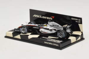 McLaren MP4-20 Mercedes P. de la Rosa F1 2005 Minichamps 1:43 530054315 Metal - imagen 3 de 5