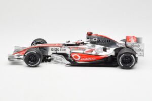 McLaren MP4-21 Mercedes #4 J-P. Montoya Showcar 2006 Minichamps 1:18 MONTOYA002 Metal - imagen 3 de 6