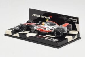 McLaren Mercedes MP4-22 #2 L. Hamilton Race Car 2007 Minichamps 1:43 530074302 Metal - imagen 3 de 5