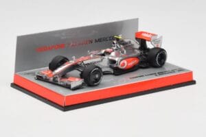 McLaren Mercedes MP4-24 #2 H. Kovalainen Race Car 2009 Minichamps 1:43 503094302 Metal - imagen 2 de 5