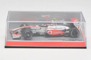 McLaren Mercedes MP4-24 #2 H. Kovalainen Race Car 2009 Minichamps 1:43 503094302 Metal - imagen 5 de 5