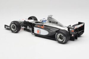 McLaren MP4/13 #8 M. Hakkinen F1 World Champion 1998 Minichamps 1:18 18690008 Metal - imagen 5 de 7