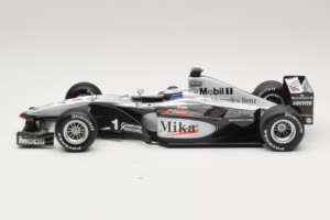 McLaren MP4-15 #1 M. Hakkinen F1 2000 Minichamps 1:18 B66962117 Metal - imagen 3 de 6