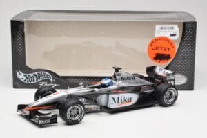 McLaren MP4-16 #4 M. Häkkinen F1 2001 Hot Wheels 1:18 50198 Metal - imagen 6 de 6