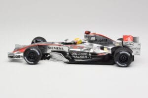 McLaren MP4-21 L. Hamilton Silverstone Test 2006 Minichamps 1:18 530061884 Metal - imagen 3 de 6