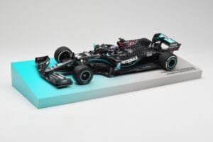 Mercedes AMG Petronas W11 #44 L. Hamilton Winner British GP 2020 Minichamps 1:18 113200444 Metal - imagen 2 de 7