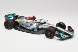 Mercedes AMG W13 E Performance Petronas #44 L. Hamilton Spanish GP 2022 Minichamps 1:18 110220044 Metal - imagen 4 de 7