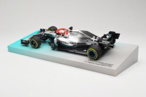 Mercedes AMG Petronas W10 EQ Power+ #44 L. Hamilton Monaco GP Winner 2019 Minichamps 1:18 113906644 Resina - imagen 5 de 7