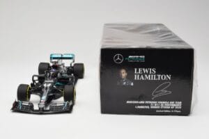 Mercedes AMG W11 Petronas #44 L. Hamilton Styrian GP Winner 2020 Minichamps 1:18 110200244 Resina - imagen 6 de 7