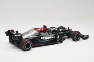 Mercedes AMG W12 Petronas #44 L. Hamilton Spanish GP 100th Pole 2021 Minichamps 1:18 110210444 Resina - imagen 2 de 7