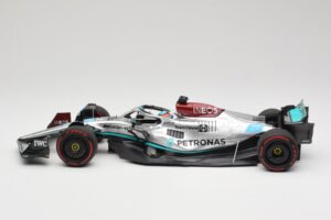 Mercedes AMG W13 E Performance Petronas #63 G. Russell Brazilian GP 1st Win 2022 Minichamps 1:18 110222163 Resina - imagen 3 de 7