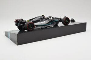 Mercedes AMG W14 E Performance Petronas #44 L. Hamilton Australian GP 2023 Minichamps 1:18 113230144 Resina - imagen 3 de 7