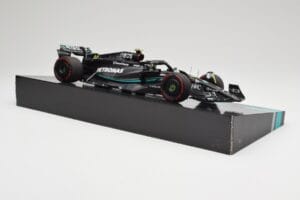 Mercedes AMG W14 E Performance Petronas #44 L. Hamilton Australian GP 2023 Minichamps 1:18 113230144 Resina - imagen 5 de 7