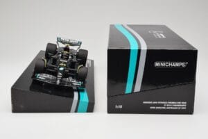 Mercedes AMG W14 E Performance Petronas #44 L. Hamilton Australian GP 2023 Minichamps 1:18 113230144 Resina - imagen 6 de 7