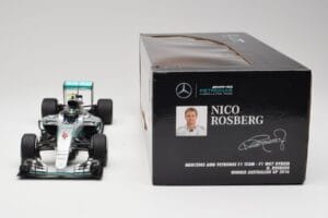 Mercedes AMG W07 #6 N. Rosberg Australia GP Winner 2016 Minichamps 1:18 110160006 Metal - imagen 7 de 7