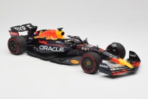 Oracle Red Bull Racing RB18 #1 M. Verstappen Winner Belgian GP 2022 Minichamps 1:18 110221401 Metal - imagen 4 de 7