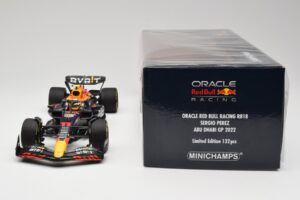 Oracle Red Bull Racing RB18 #11 S. Perez Abu Dhabi GP 2022 Minichamps 1:18 110222211 Metal - imagen 6 de 7