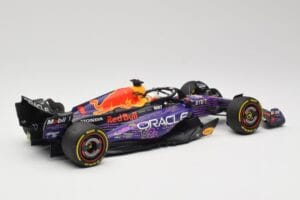 Oracle Red Bull Racing RB19 #33 M. Verstappen Las Vegas GP Winner 2023 Minichamps 1:18 110232201 Resina - imagen 2 de 7