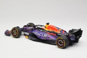 Oracle Red Bull Racing RB19 #33 M. Verstappen Las Vegas GP Winner 2023 Minichamps 1:18 110232201 Resina - imagen 5 de 7