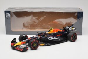 Red Bull Racing RB20 #11 S. Perez Bahrain GP 2024 Minichamps 1:18 110240111 Metal - imagen 7 de 7