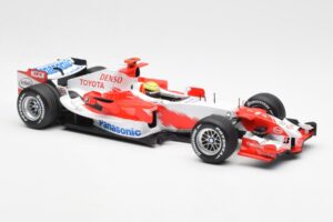 Panasonic Toyota Racing TF106 #8 R. Schumacher F1 2006 Minichamps 1:18 100060007 Metal - imagen 4 de 6