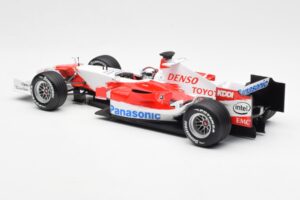Toyota TF106 Panasonic Toyota Racing J. Trulli F1 Presentation 2006 Minichamps 1:18 AM59554H Metal - imagen 5 de 6